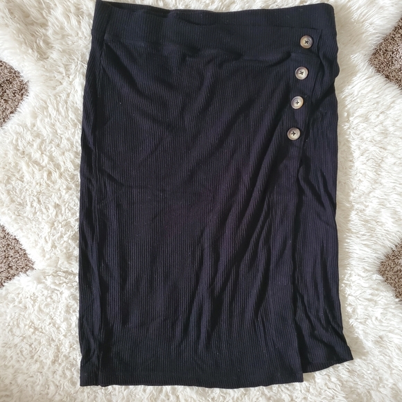 NWT Saturday/Sunday Buttoned CloudFleece Skirt - Picture 5 of 6
